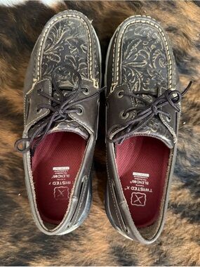 Twisted X Womens Dark Brown Embossed Leather Mocs